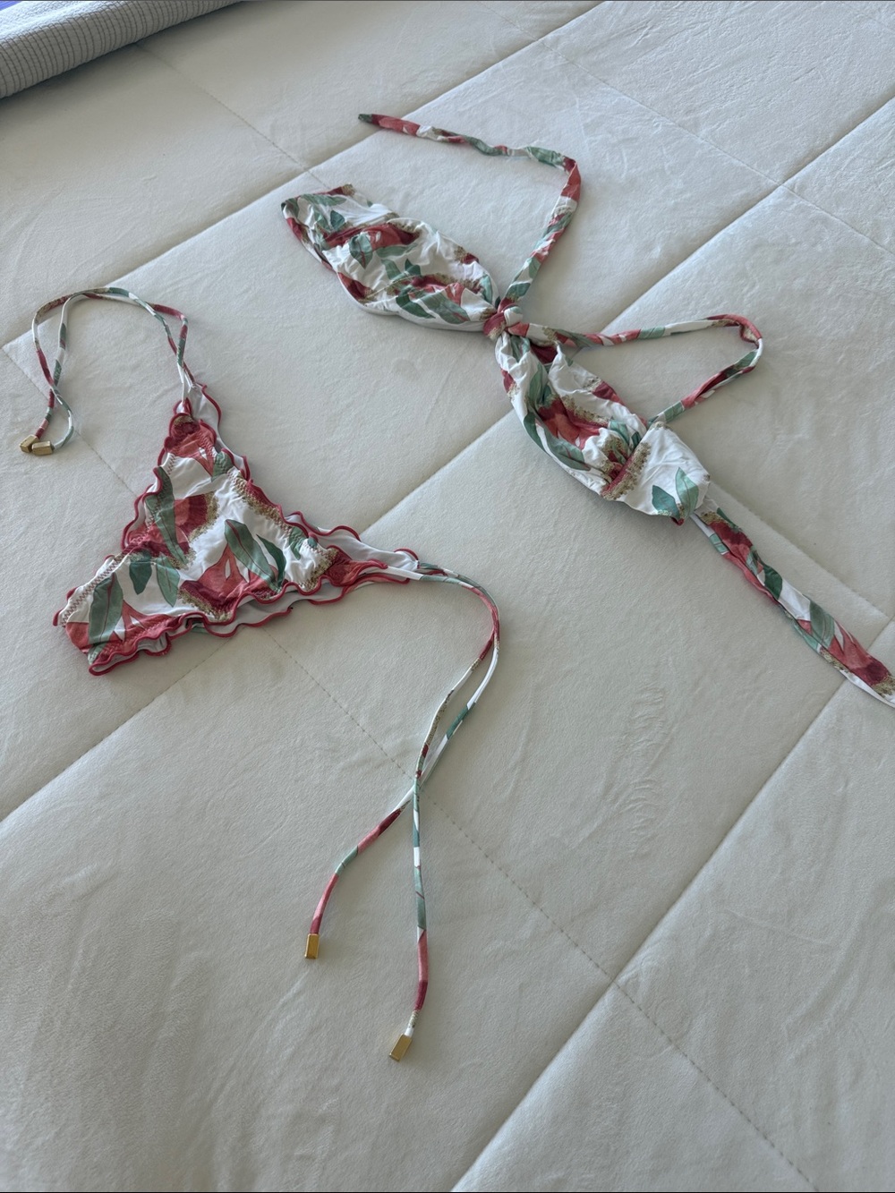 Vix Floral Tie-Back Bikini in White, Red & Green